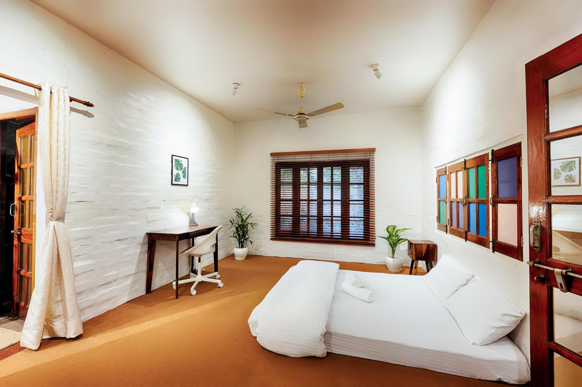 International Travellers' Hostel By Ith Stays Varanasi Exterior photo